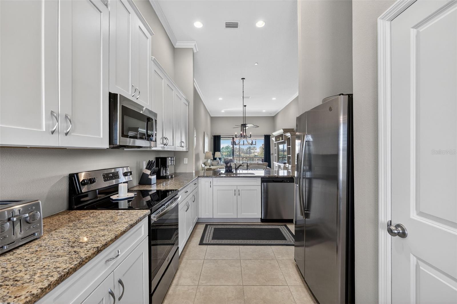 12710 SORRENTO WAY 204