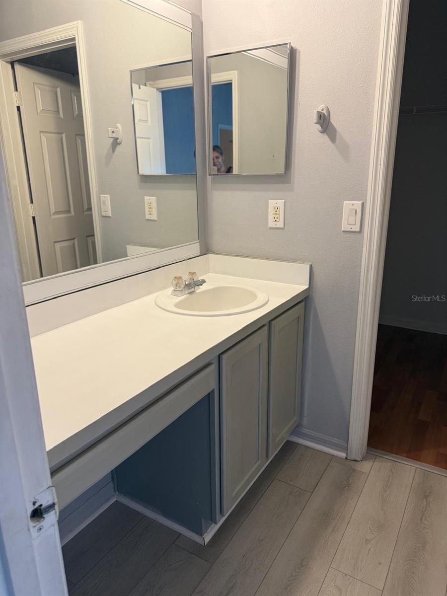 STONE CRK - Residential