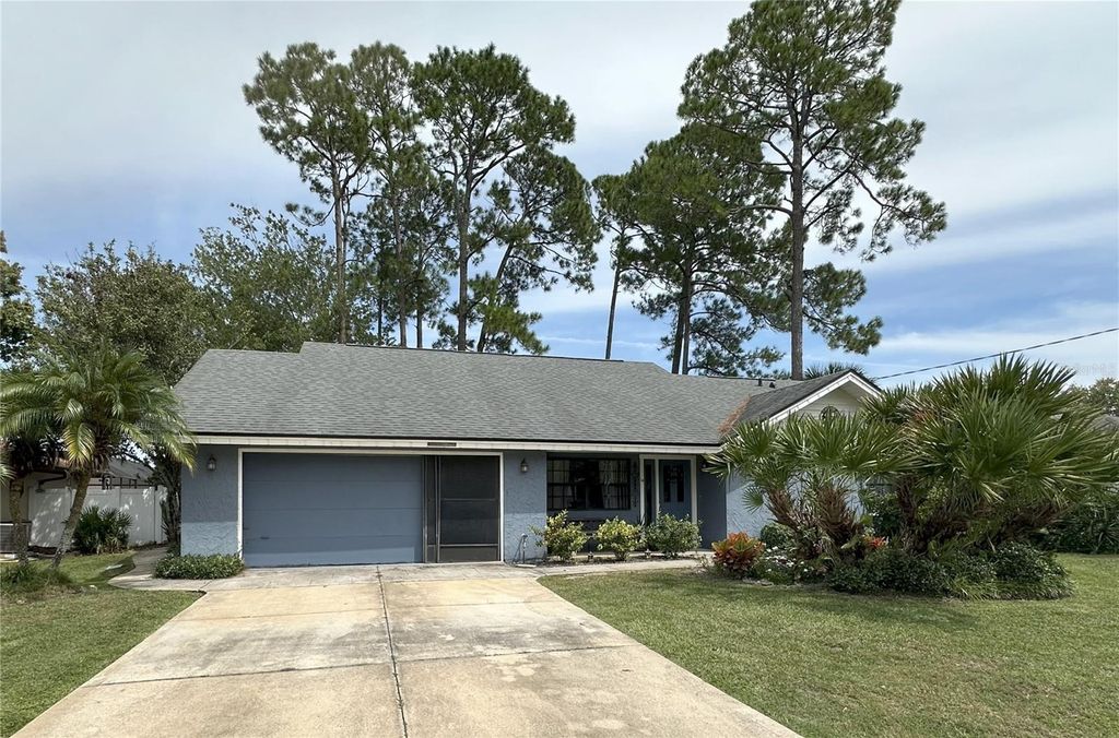Photo of 14 Boston Lane, Palm Coast, FL 32137 (MLS # FC312817)