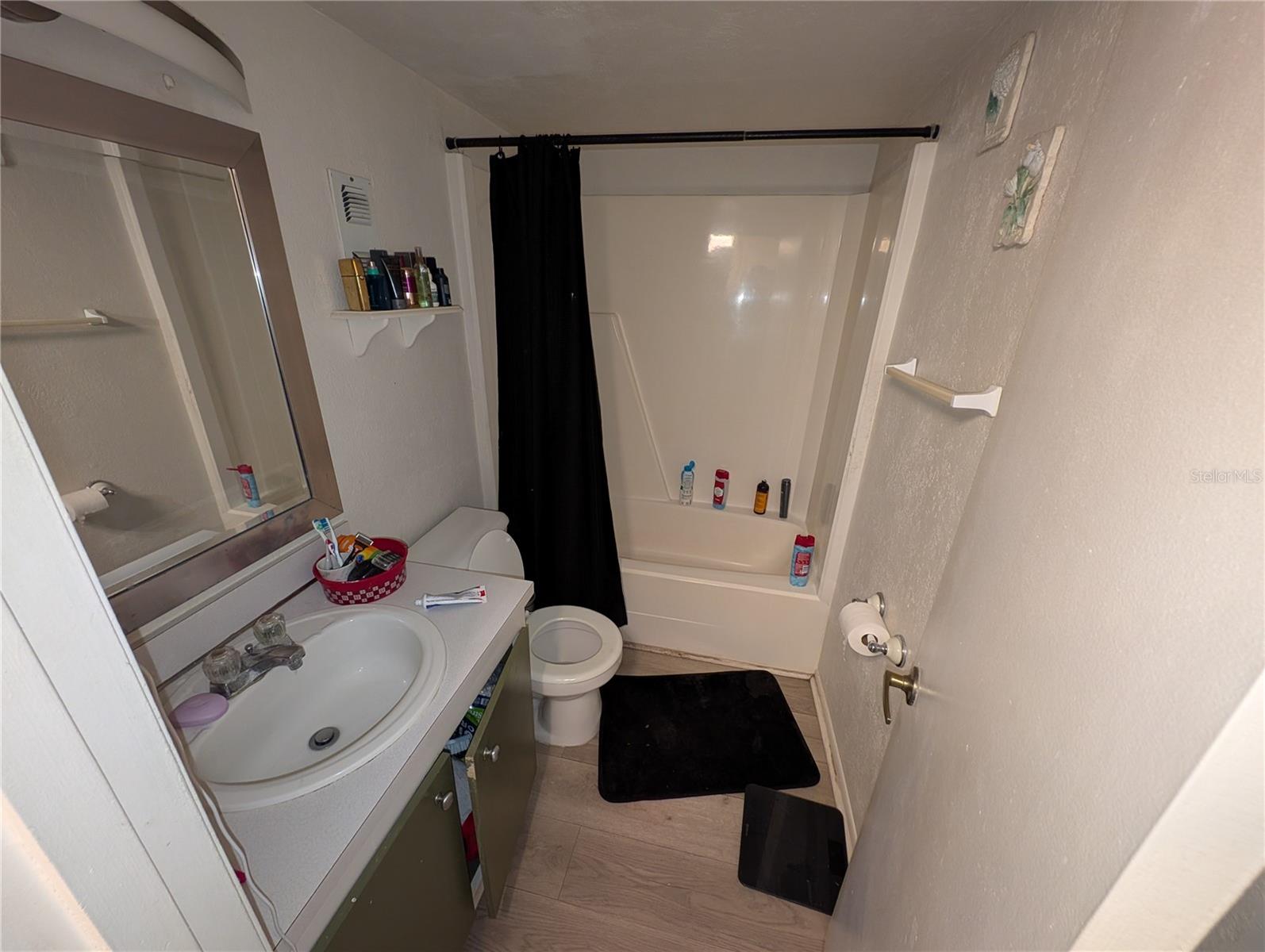 SANDLEWOOD CONDO - Residential