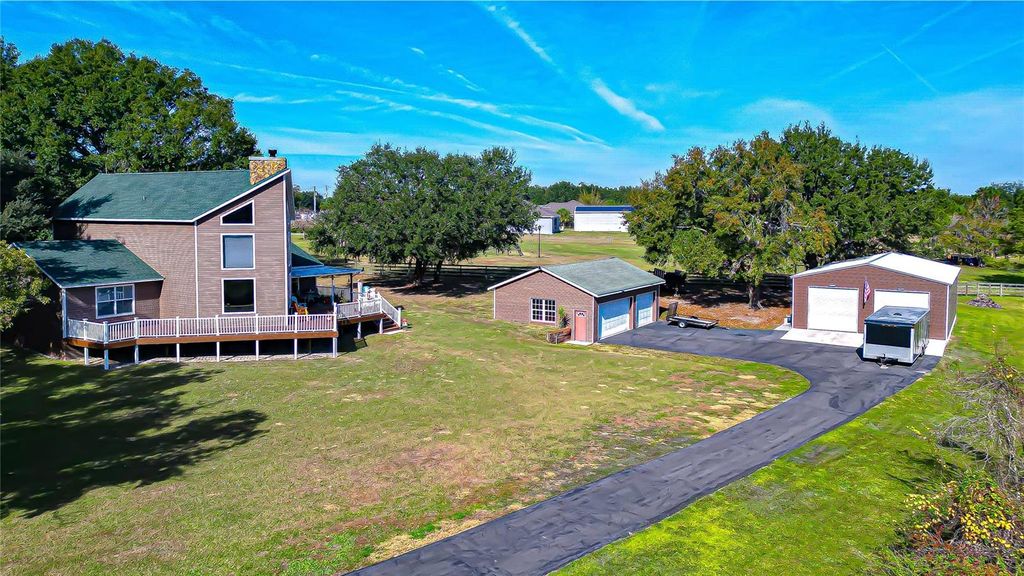 Photo of 3719 Moores Lake Road, Dover, FL 33527 (MLS # TB8462403)