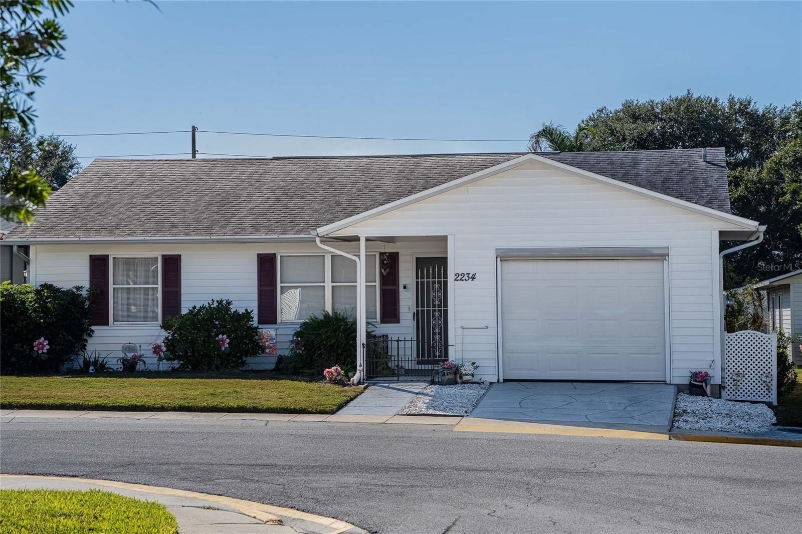 2234 SEA ISLAND CIR N