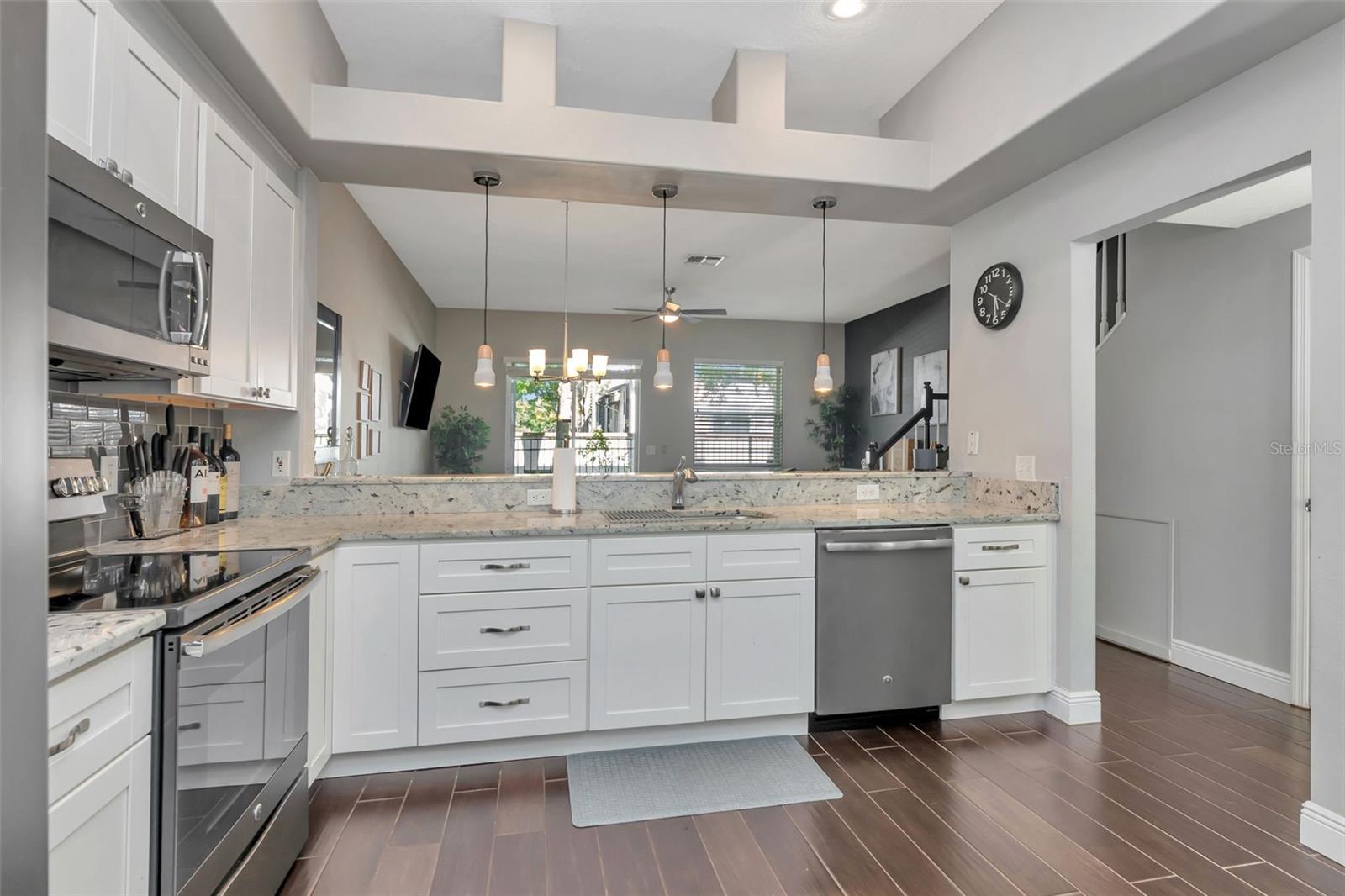 CEDAR HOLLOW CONDO TOWNH - Residential