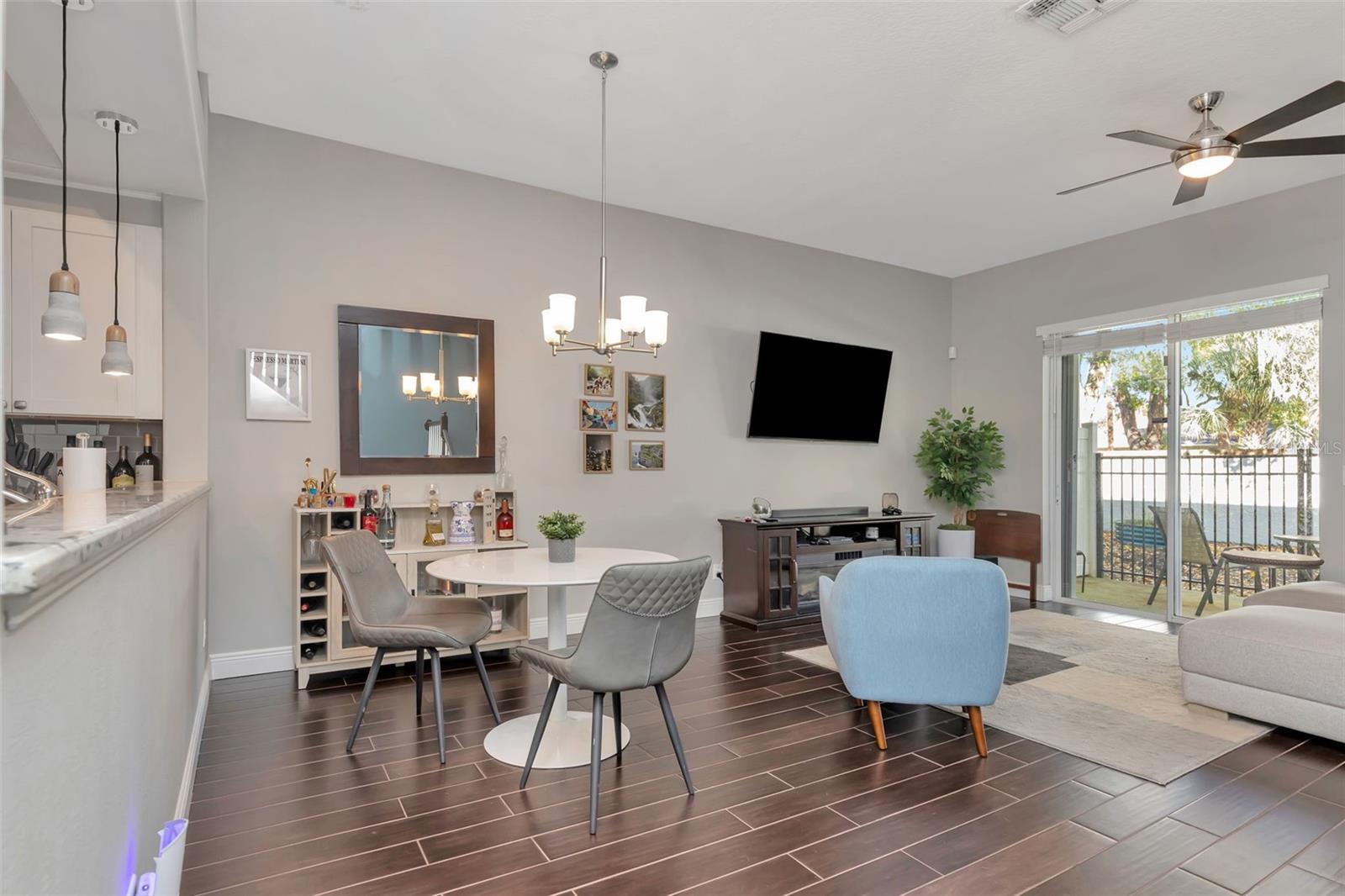 CEDAR HOLLOW CONDO TOWNH - Residential