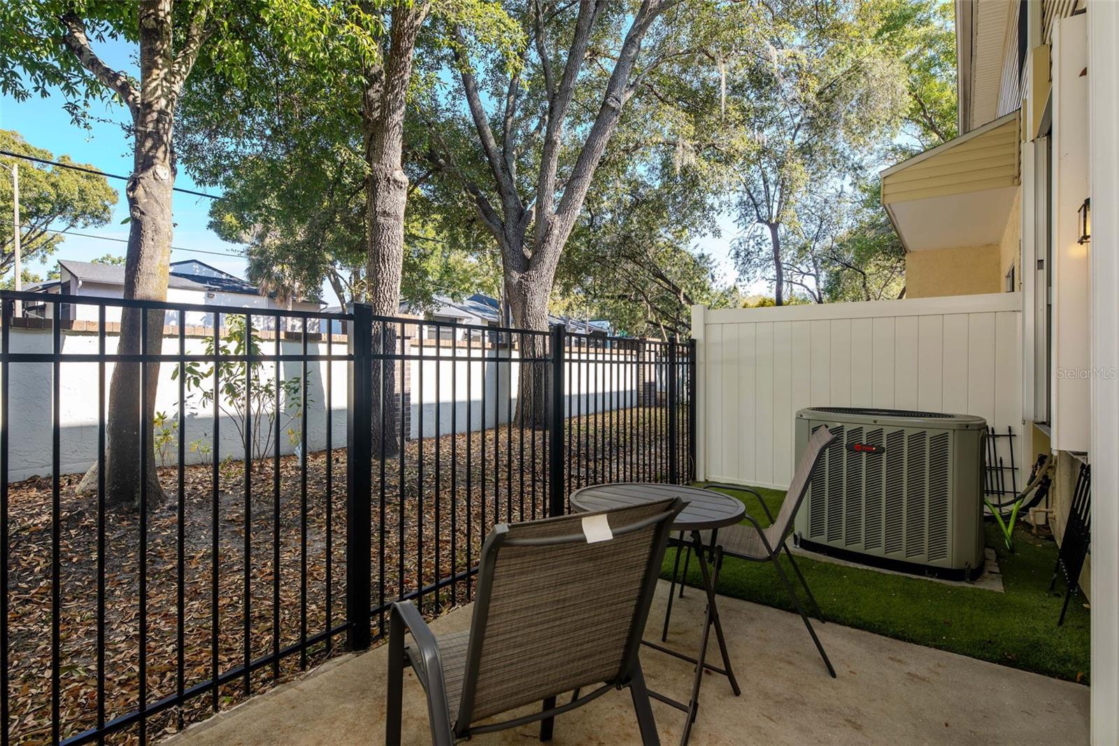 CEDAR HOLLOW CONDO TOWNH - Residential