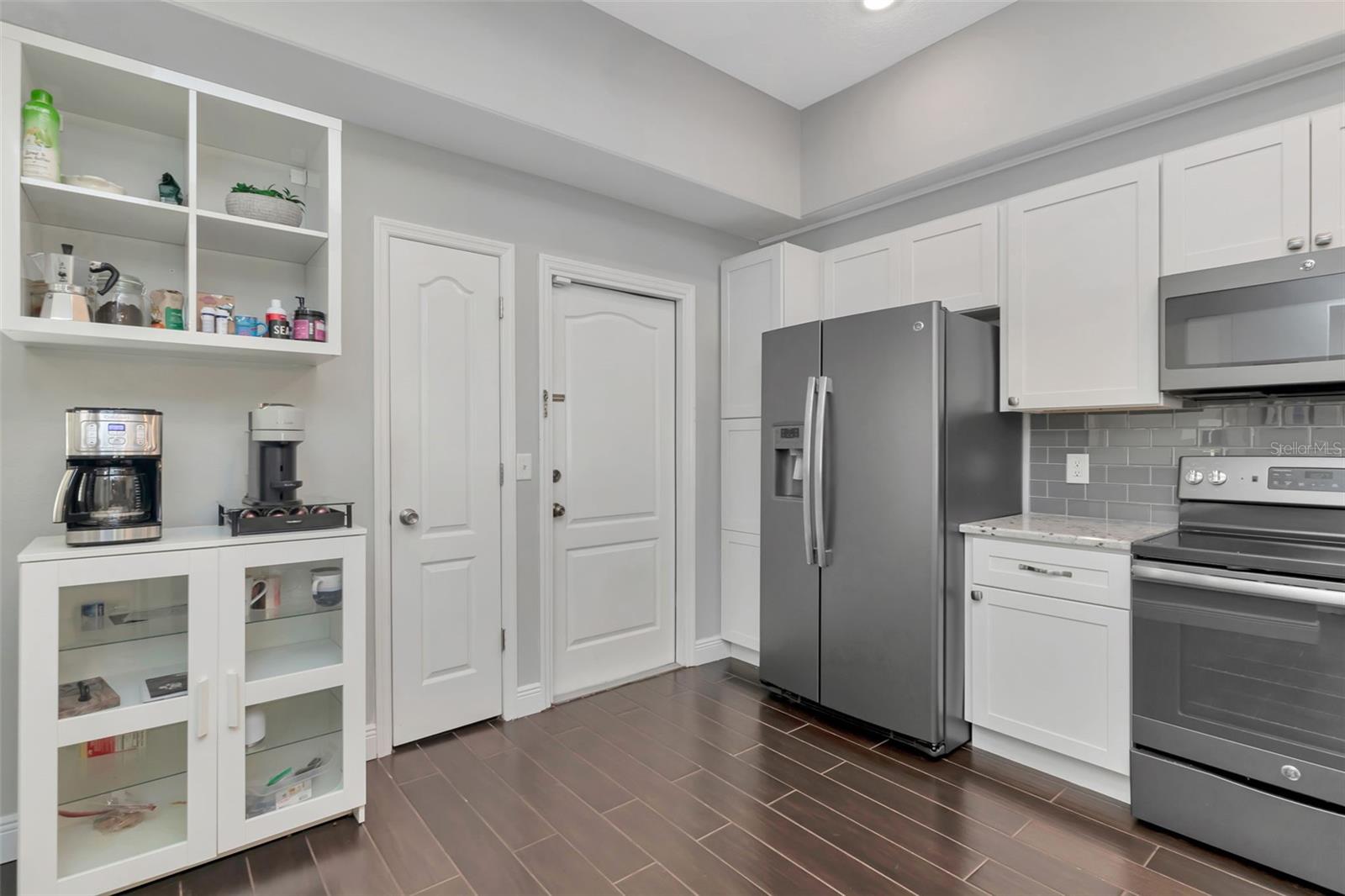 CEDAR HOLLOW CONDO TOWNH - Residential