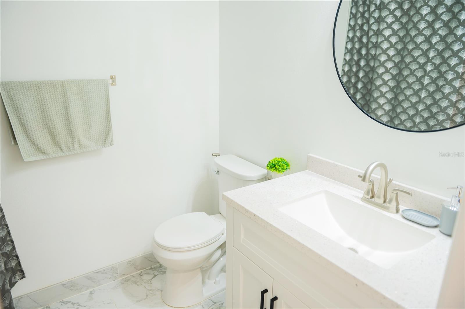 CASCADE OAKS - Residential