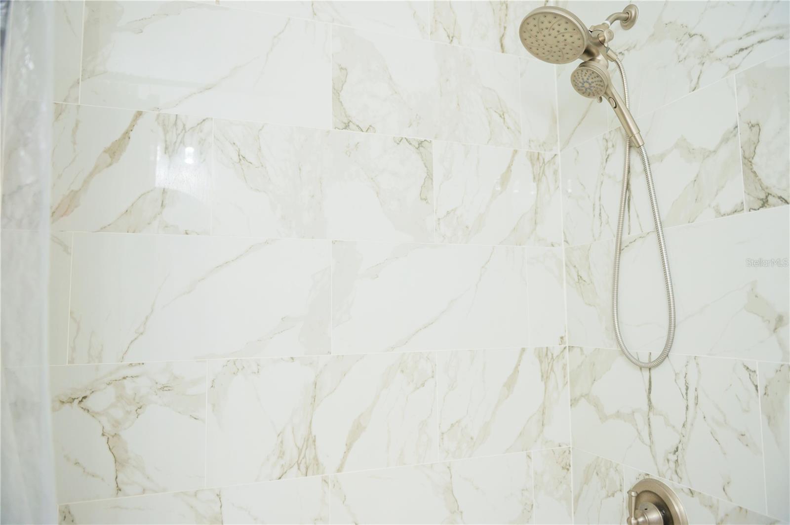 CASCADE OAKS - Residential