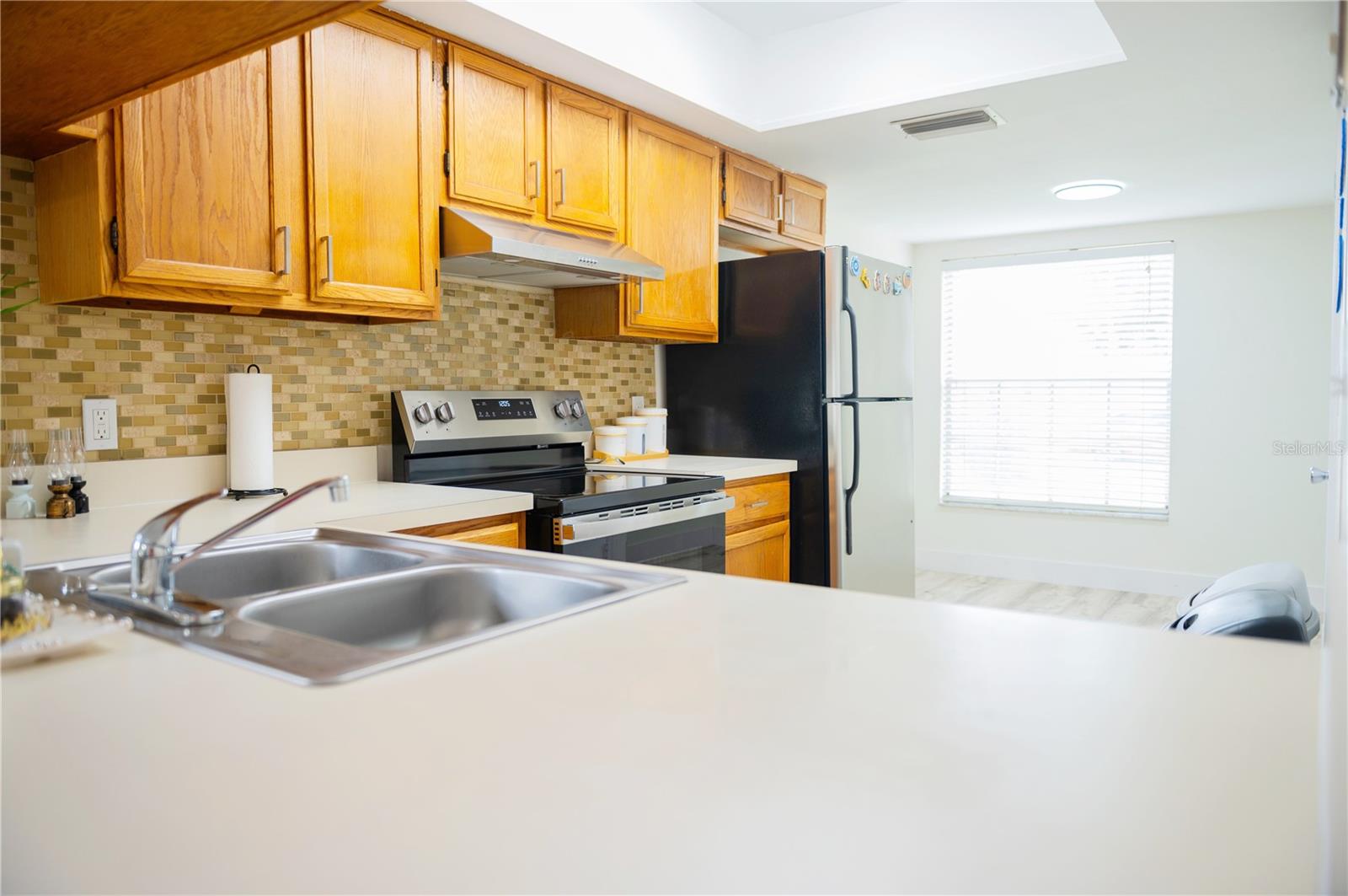 CASCADE OAKS - Residential