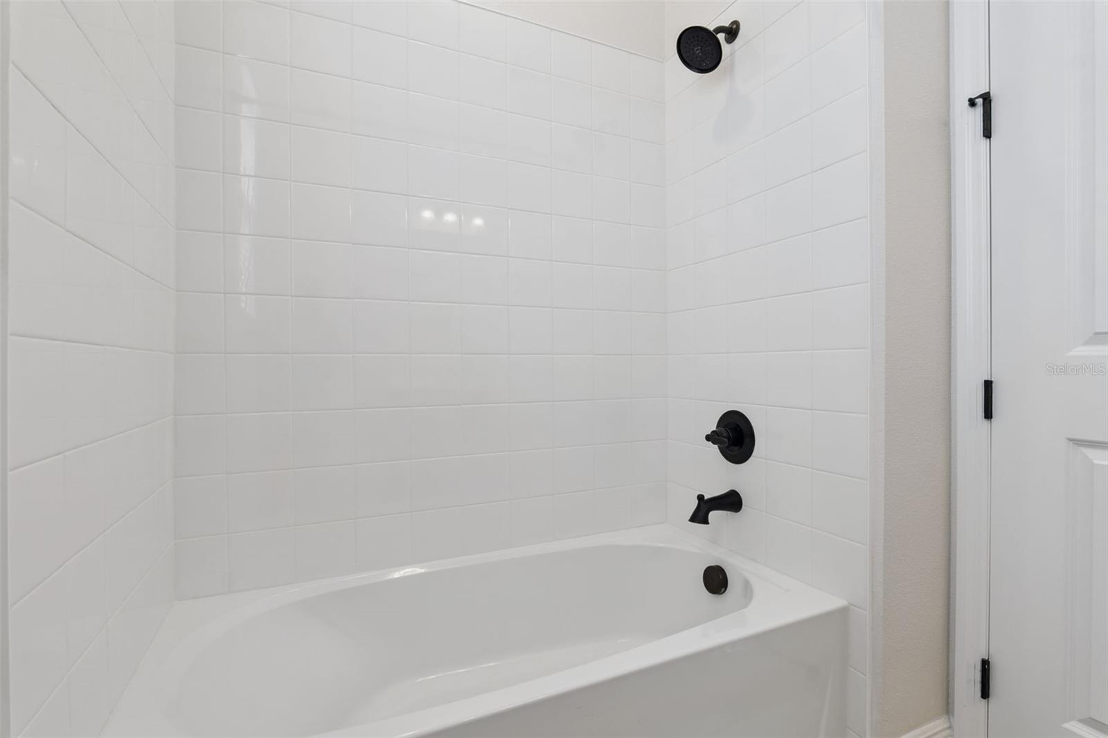 SPRING CREEK - Residential