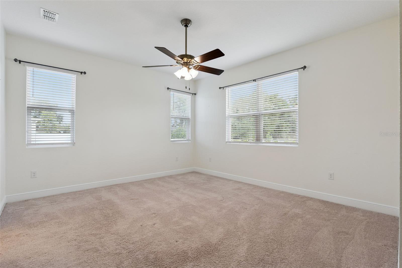 SPRING CREEK - Residential