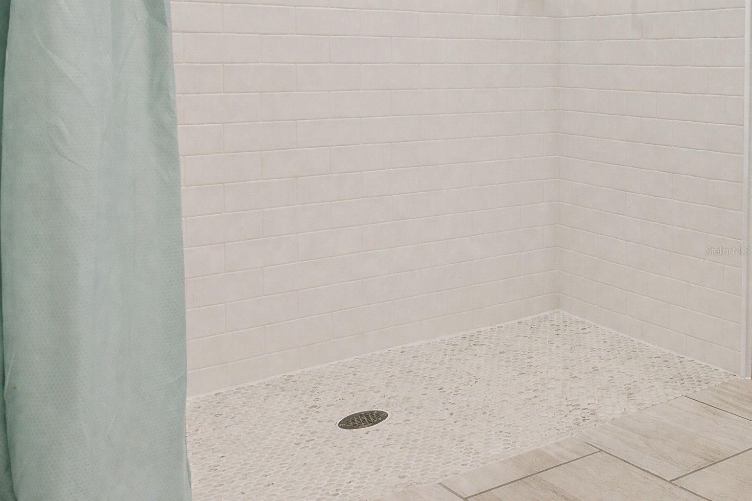 SPRING CREEK - Residential