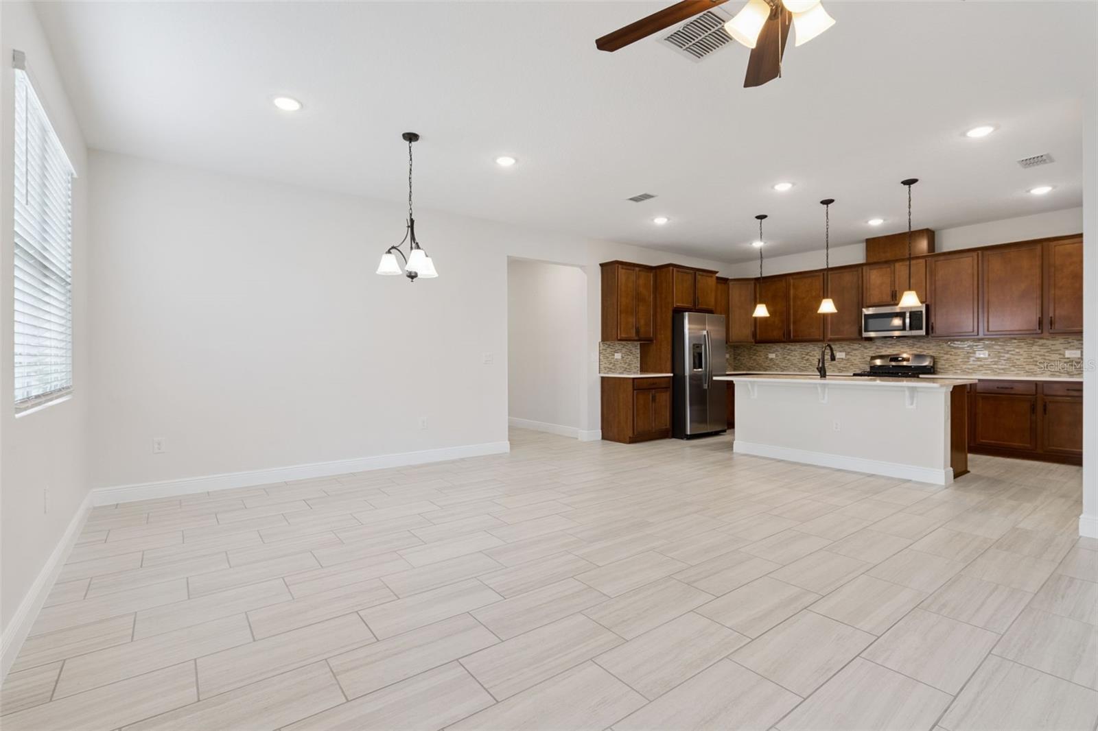 SPRING CREEK - Residential