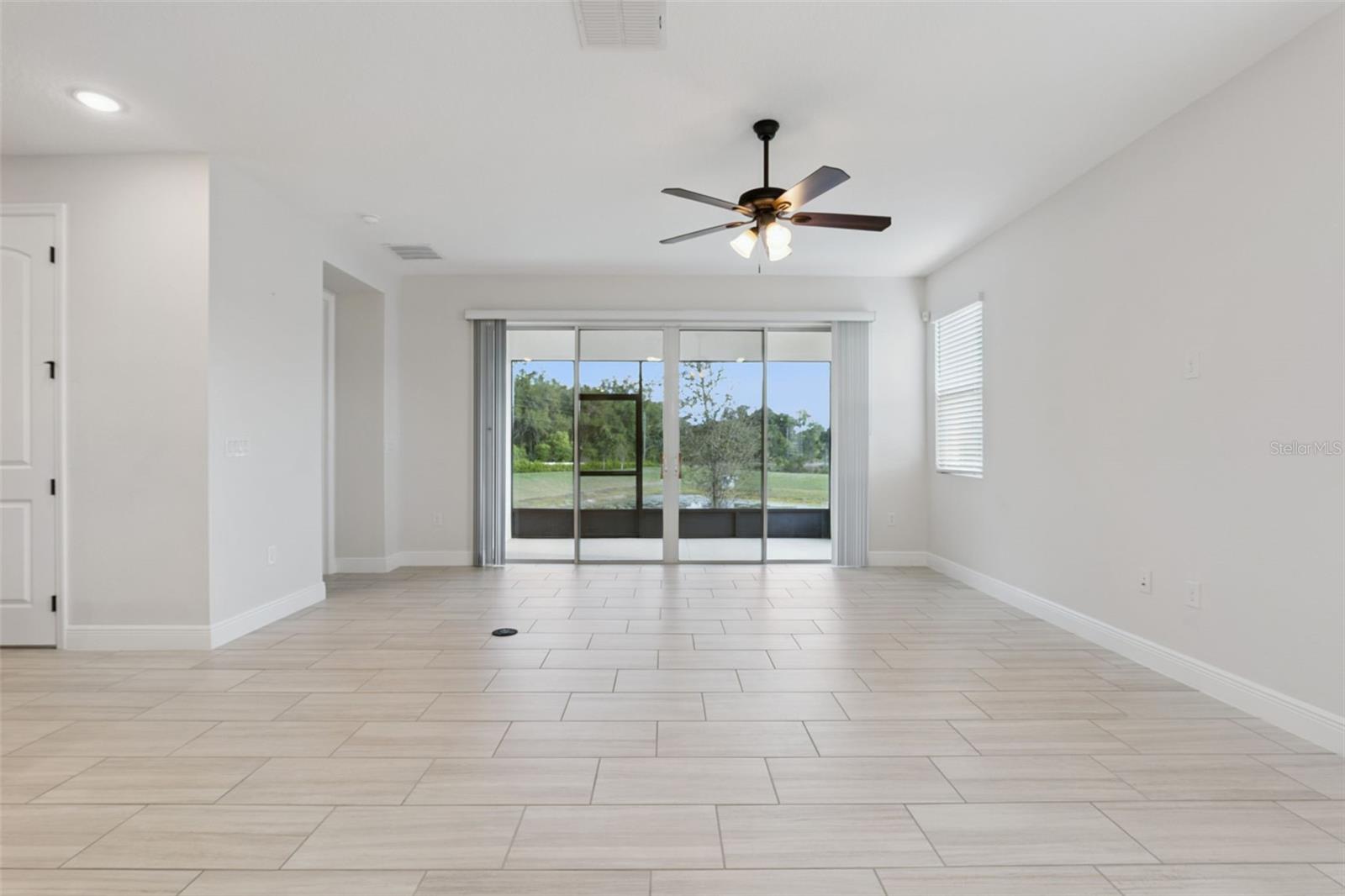 SPRING CREEK - Residential