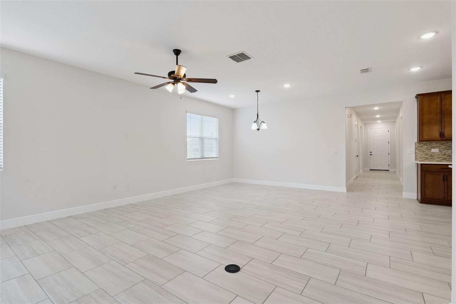 SPRING CREEK - Residential