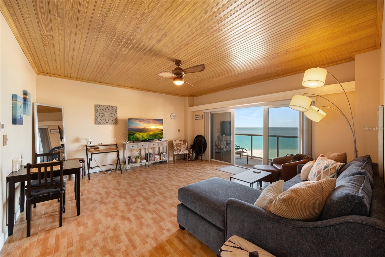 REGATTA BEACH CLUB CONDO - Residential