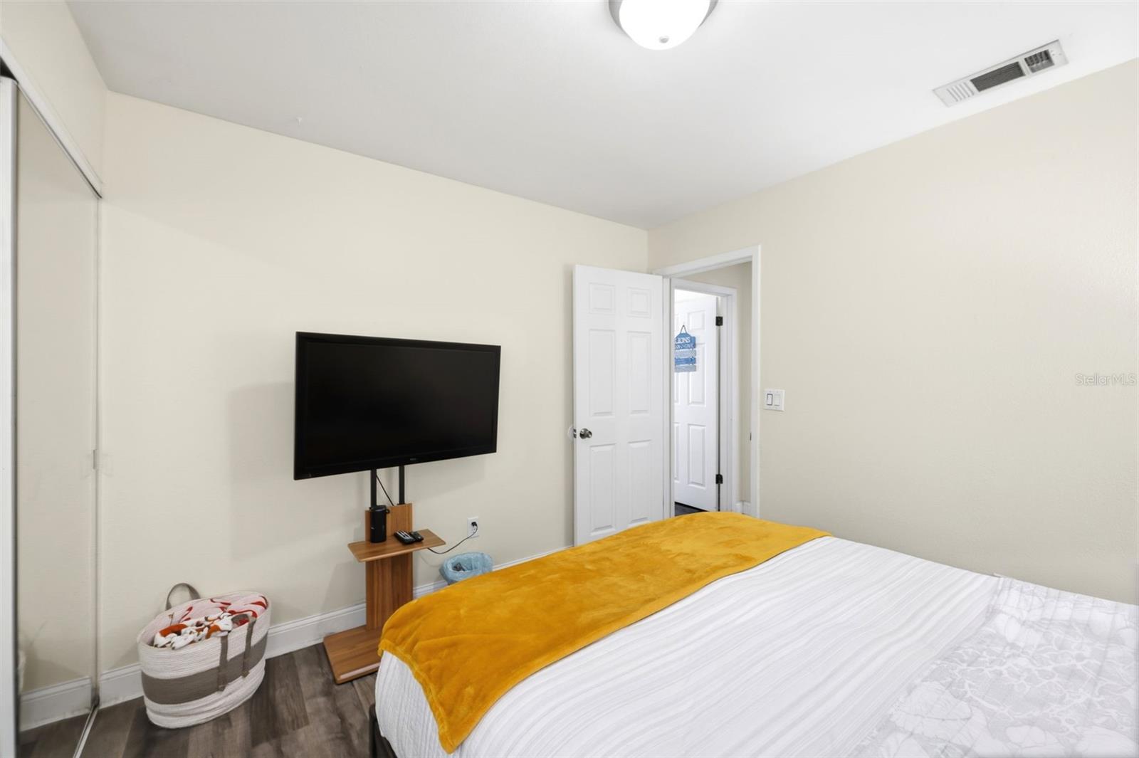 NORTH ST PETERSBURG - Residential