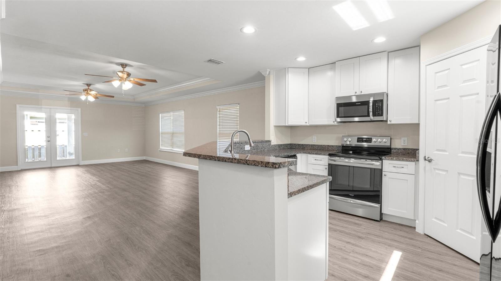 OAK VIEW VILLAGE PH II - Residential