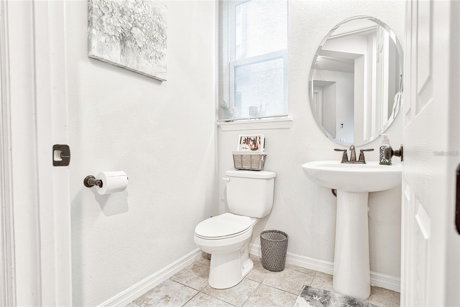 MEADOWS AT HAWKS CREST - Residential Lease