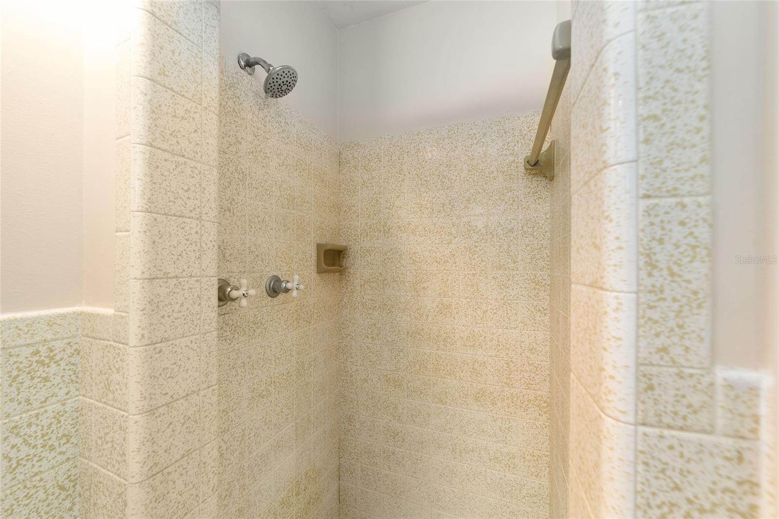 FORE ACRES FIRST ADD - Residential