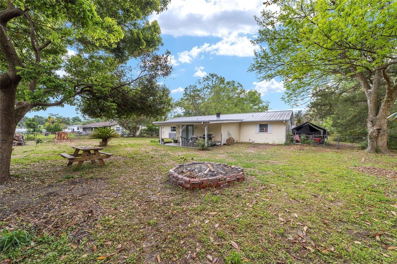 FORE ACRES FIRST ADD - Residential