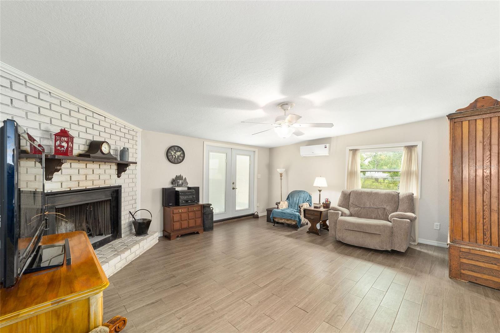 FORE ACRES FIRST ADD - Residential