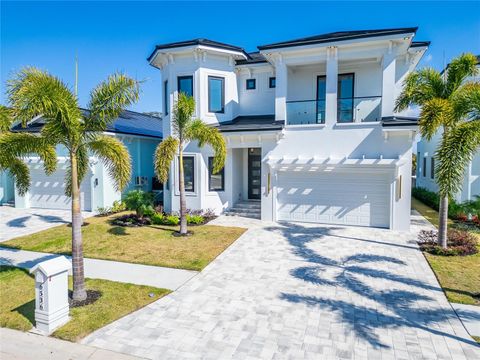 Photo of 6536 Simone Shores Circle, Apollo Beach, FL 33572 (MLS # TB8346839)