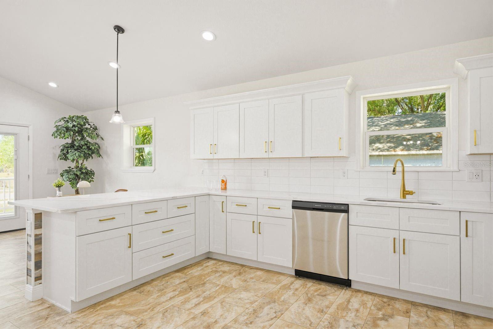 OAKLAND HILLS - Residential