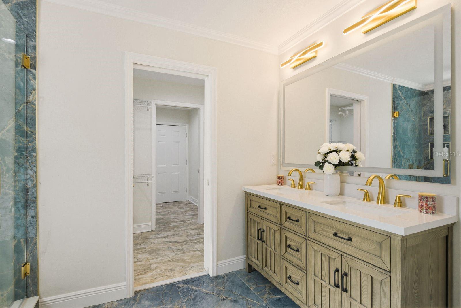 OAKLAND HILLS - Residential