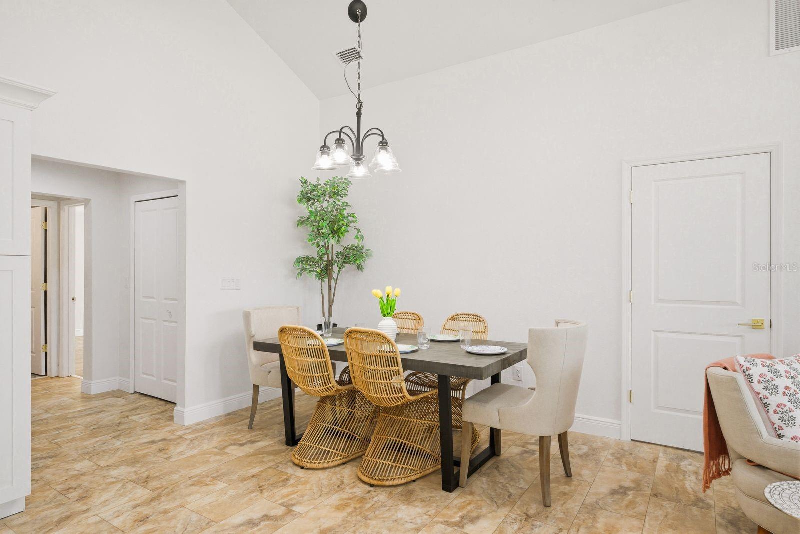 OAKLAND HILLS - Residential