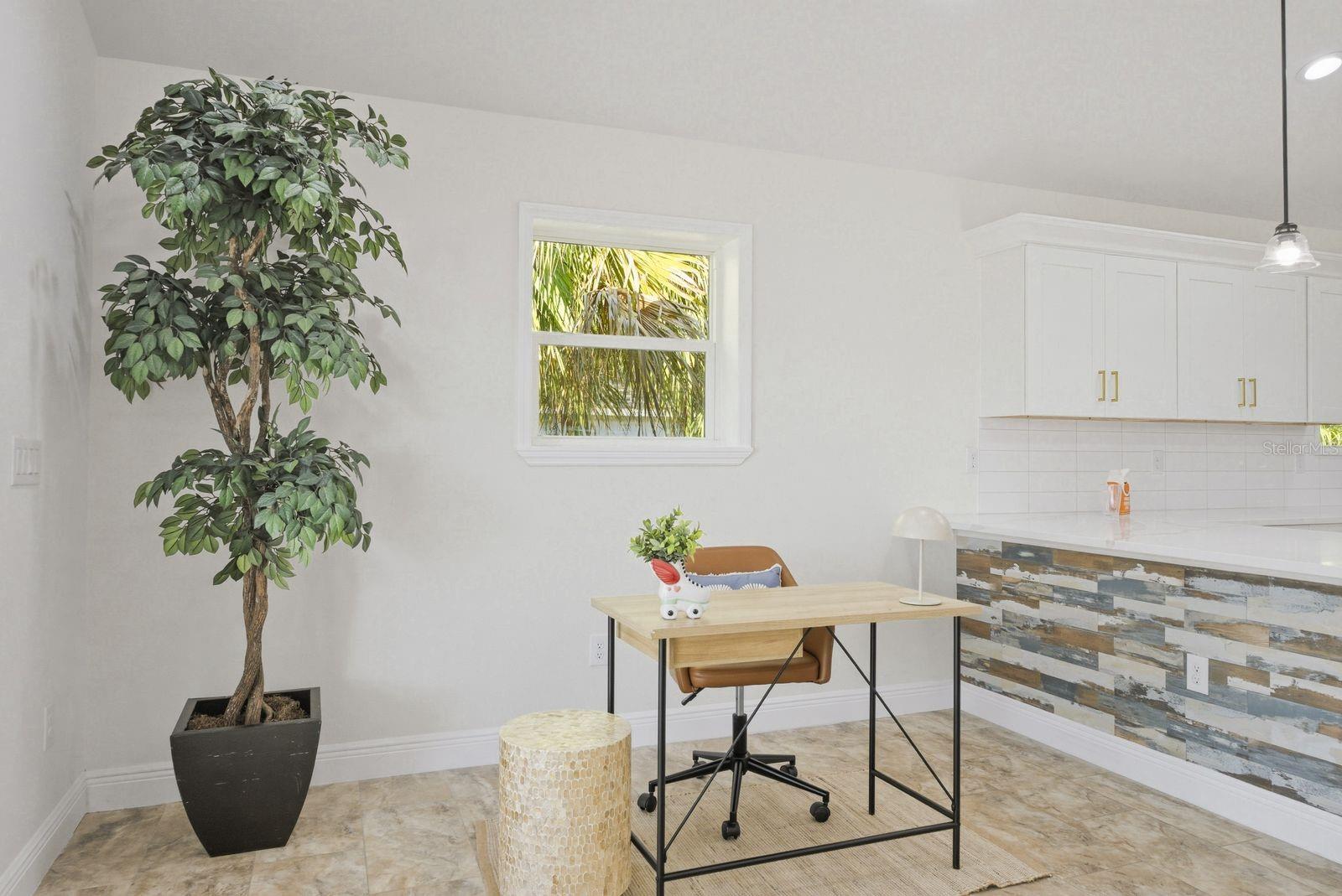 OAKLAND HILLS - Residential