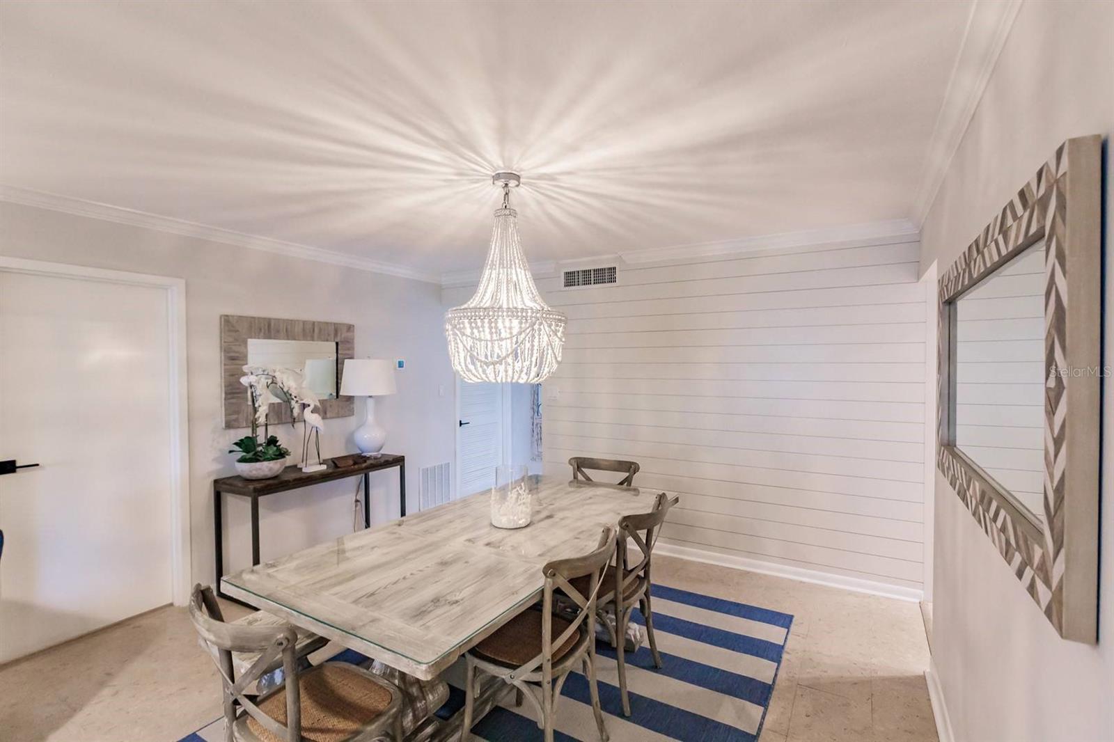 PEPPERTREE BAY IV - Residential Lease