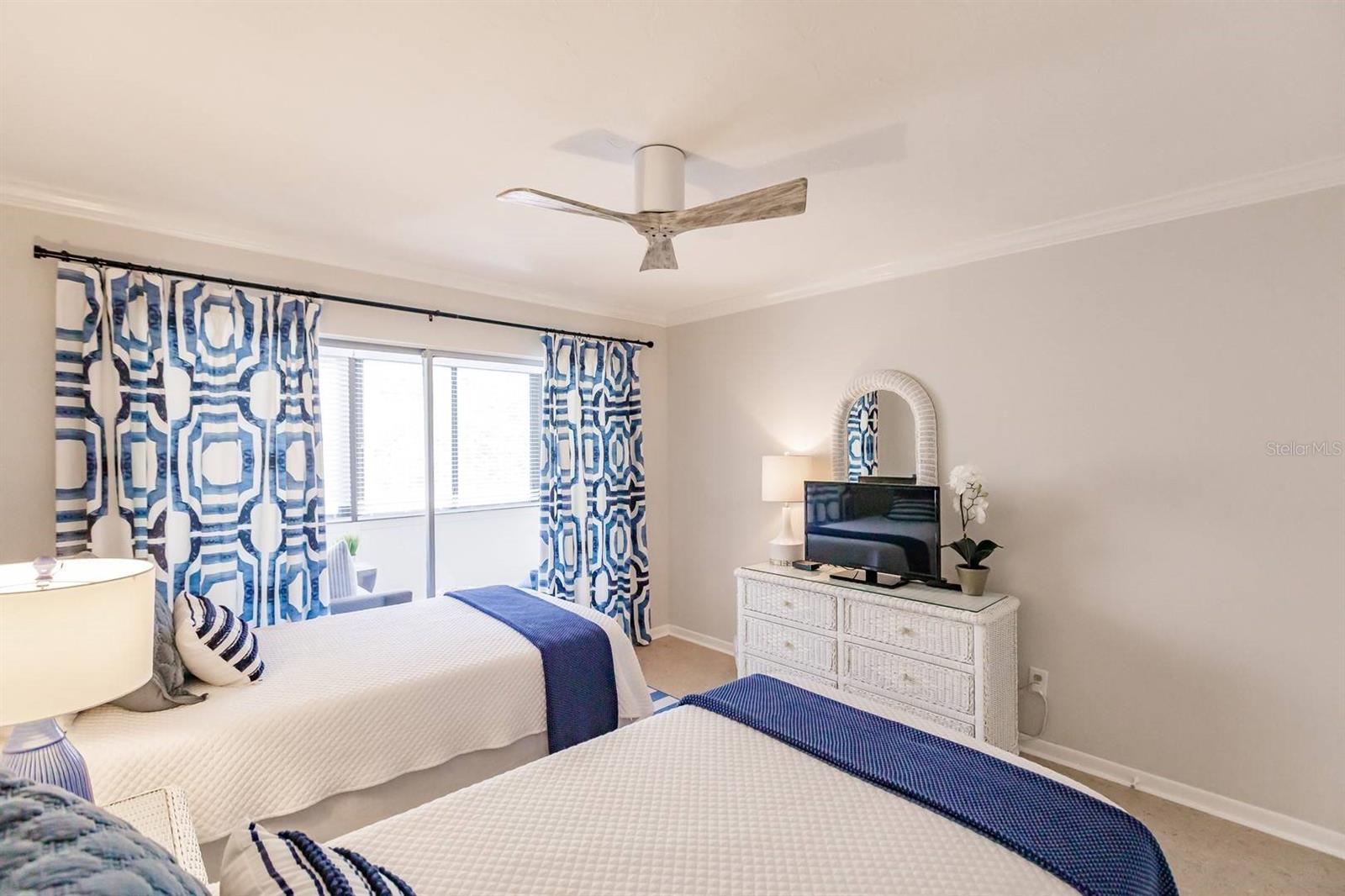 PEPPERTREE BAY IV - Residential Lease