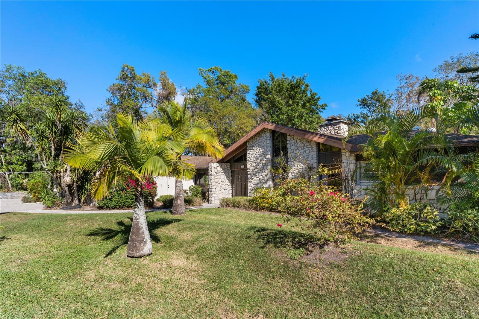 WHITFIELD COUNTRY CLUB ADD - Residential Lease