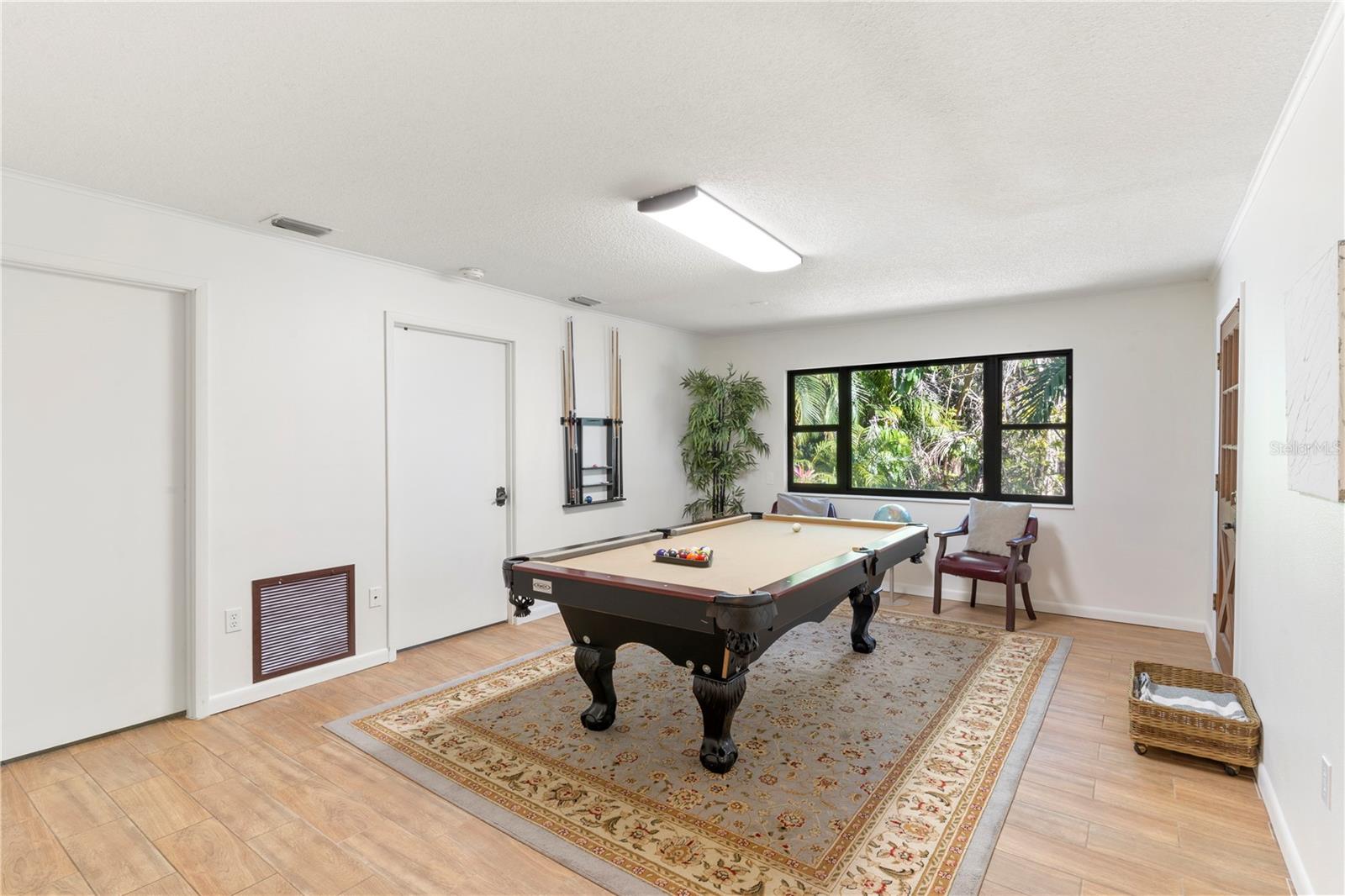 WHITFIELD COUNTRY CLUB ADD - Residential Lease