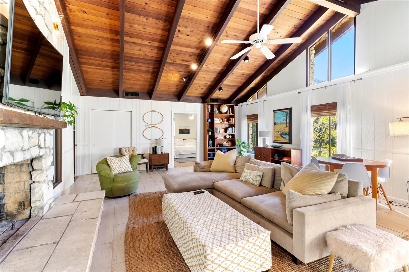 WHITFIELD COUNTRY CLUB ADD - Residential Lease