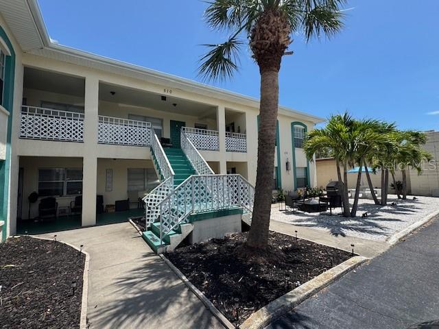 CAPTAIN QUARTERS - Residential Income