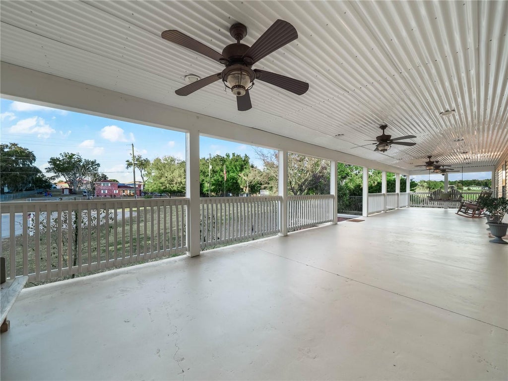 Photo of 124 Pangola Drive, Winter Haven, FL 33880 (MLS # L4964911)
