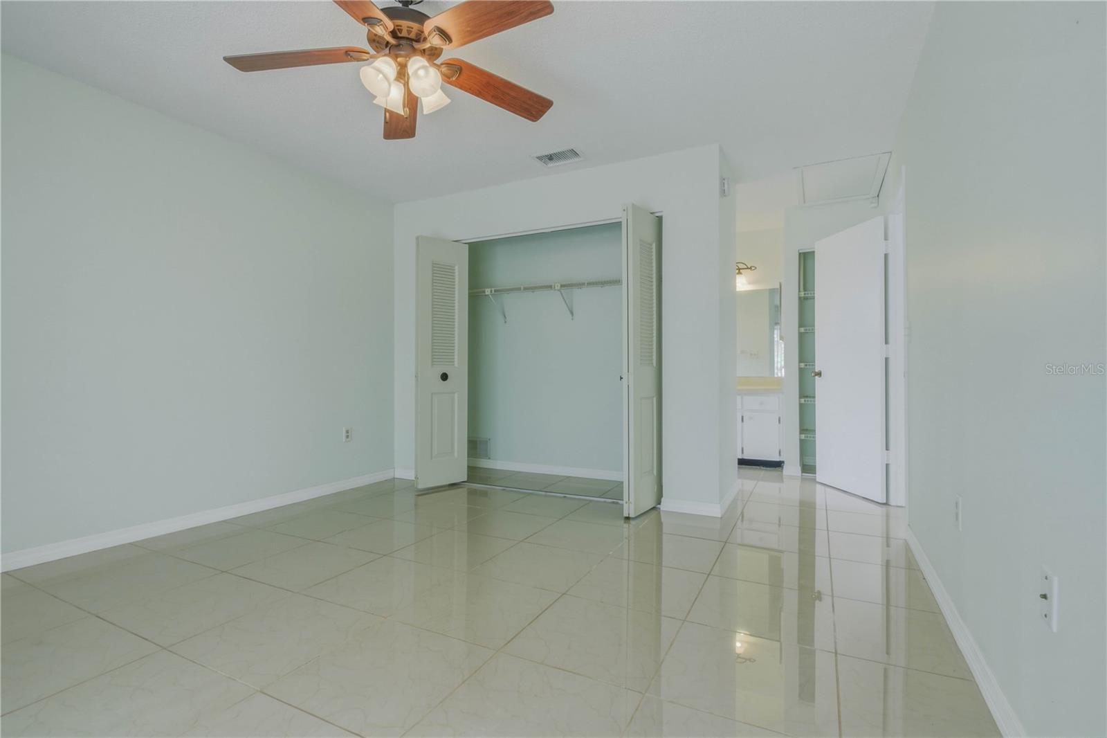 SEVEN SPGS HOMES - Residential