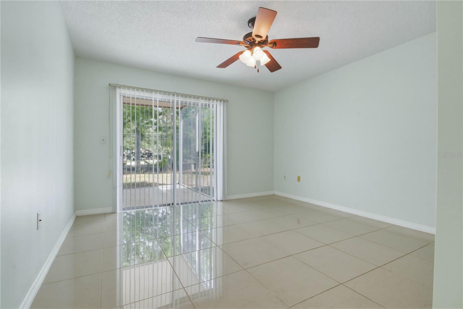 SEVEN SPGS HOMES - Residential