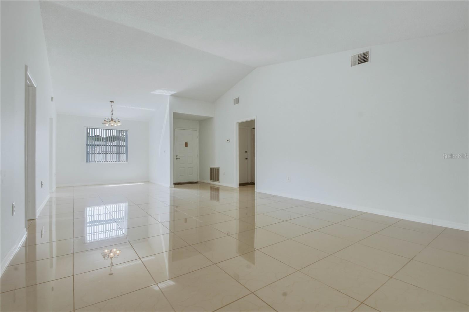 SEVEN SPGS HOMES - Residential