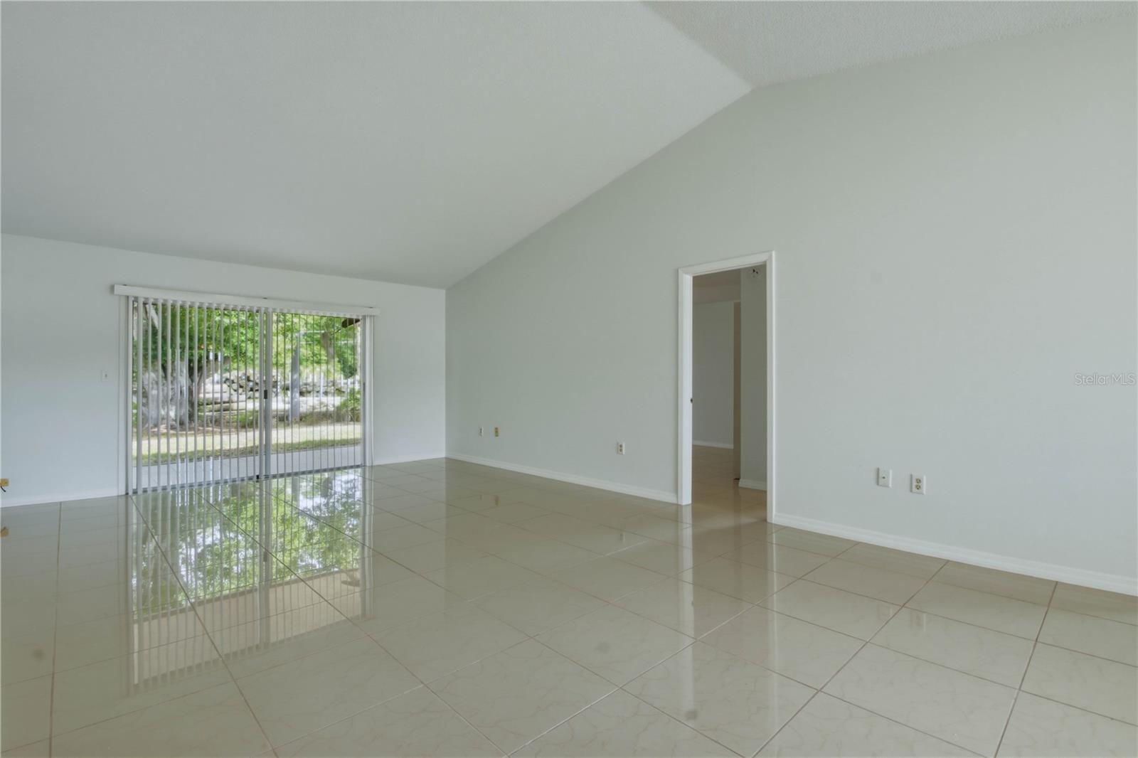 SEVEN SPGS HOMES - Residential