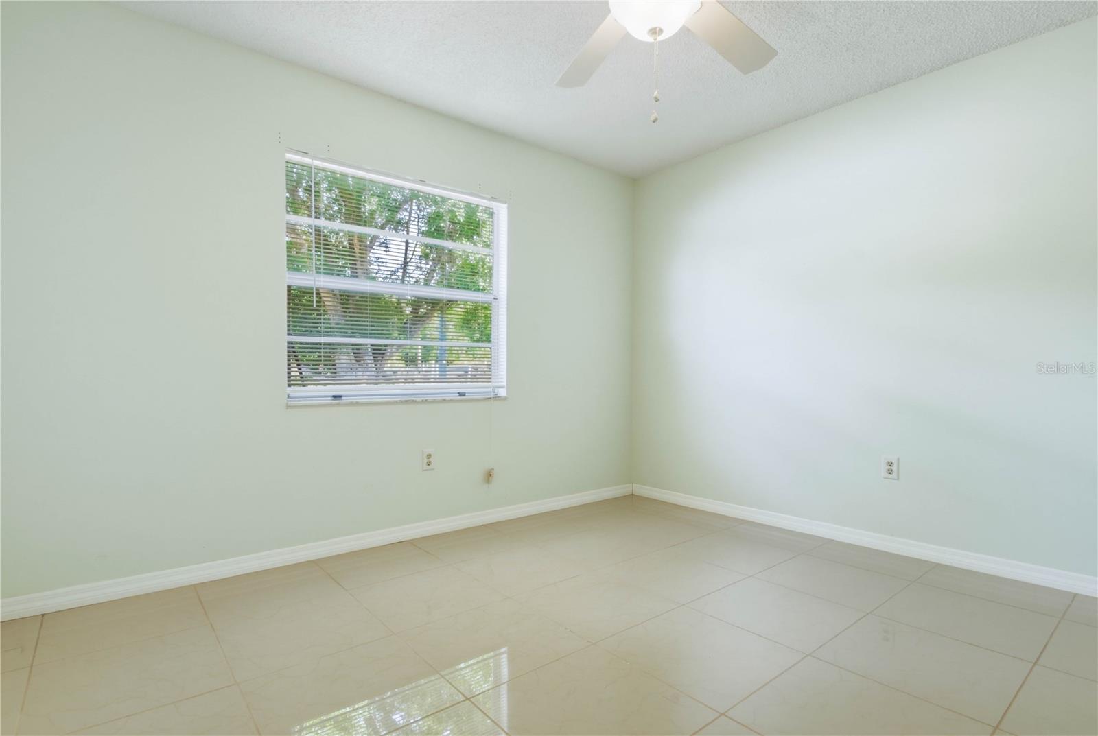 SEVEN SPGS HOMES - Residential