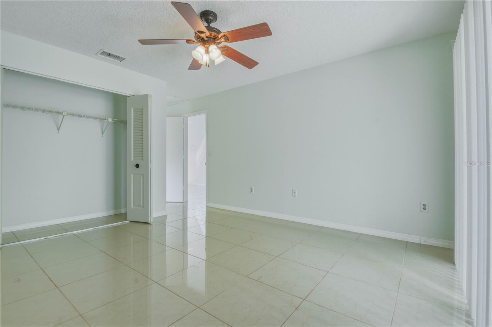 SEVEN SPGS HOMES - Residential