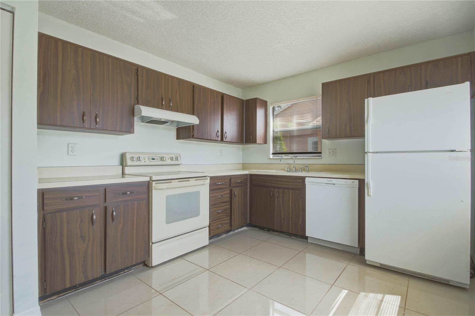 SEVEN SPGS HOMES - Residential