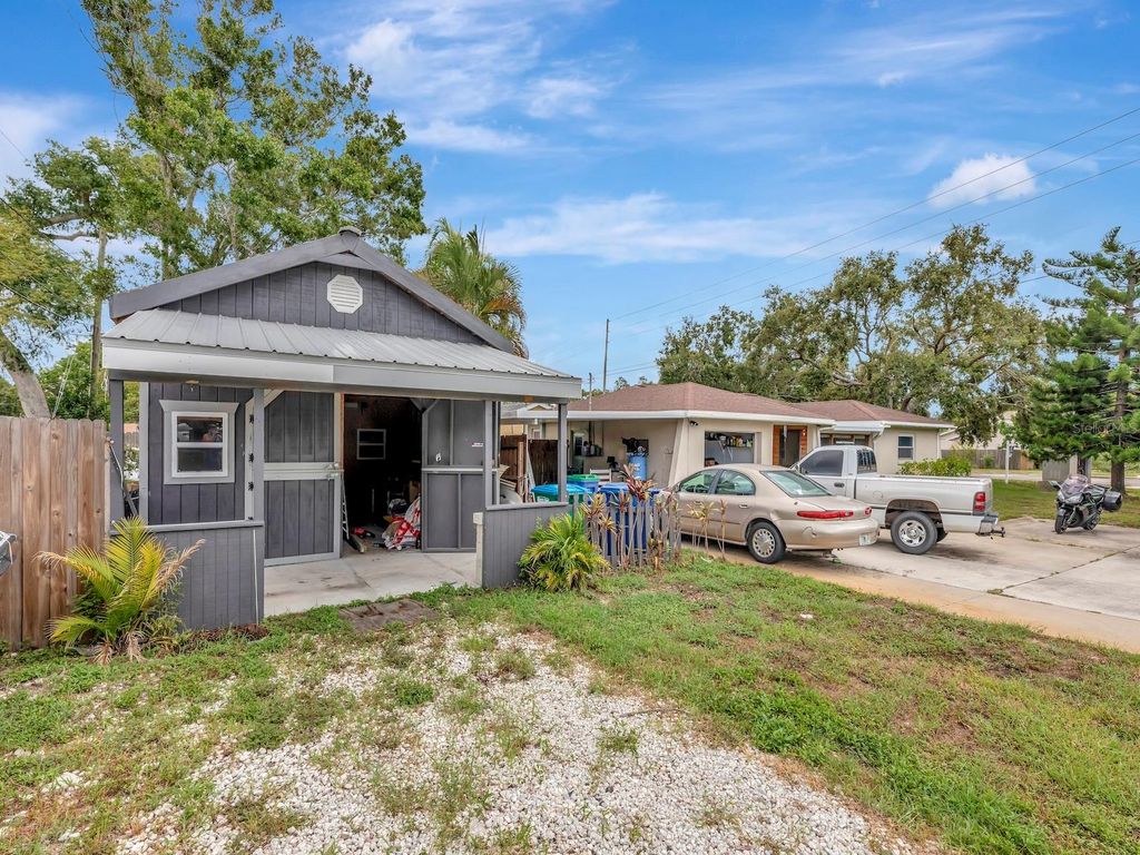 Photo of 11479 Walsingham Road, Largo, FL 33778 (MLS # TB8412835)