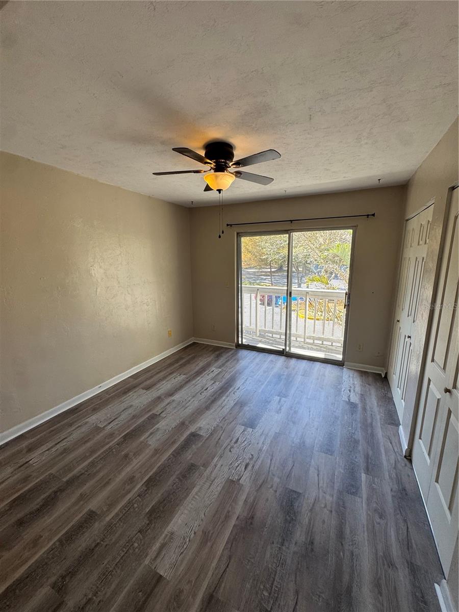 PICKWICK PARK CONDO - CONDO - Residential