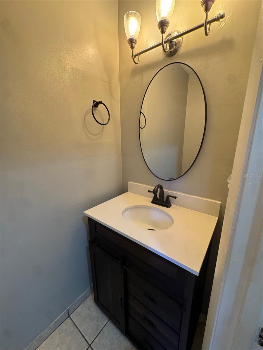 PICKWICK PARK CONDO - CONDO - Residential