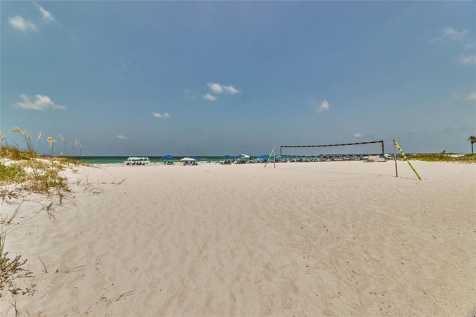 BEACH COTTAGE CONDO - Residential