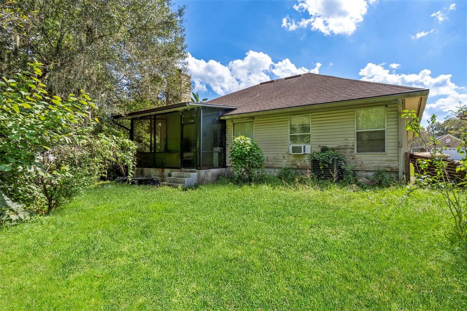 SWEETWATER CREEK - Residential